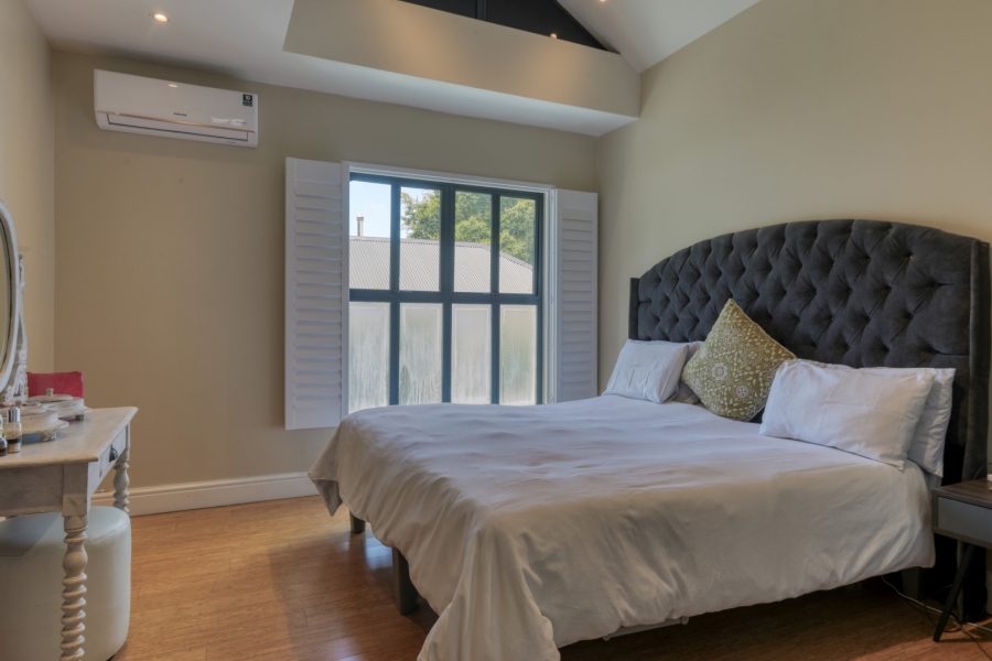 4 Bedroom Property for Sale in Newlands Western Cape